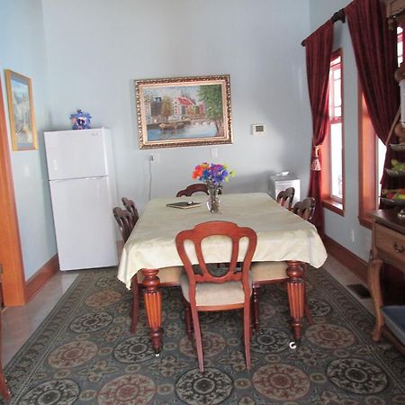 Mansion Inn Lake Stevens Luaran gambar
