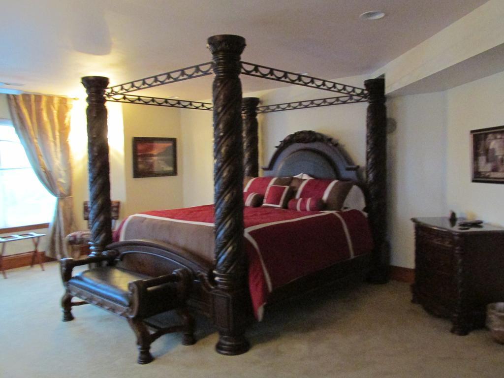 Mansion Inn Lake Stevens Bilik gambar